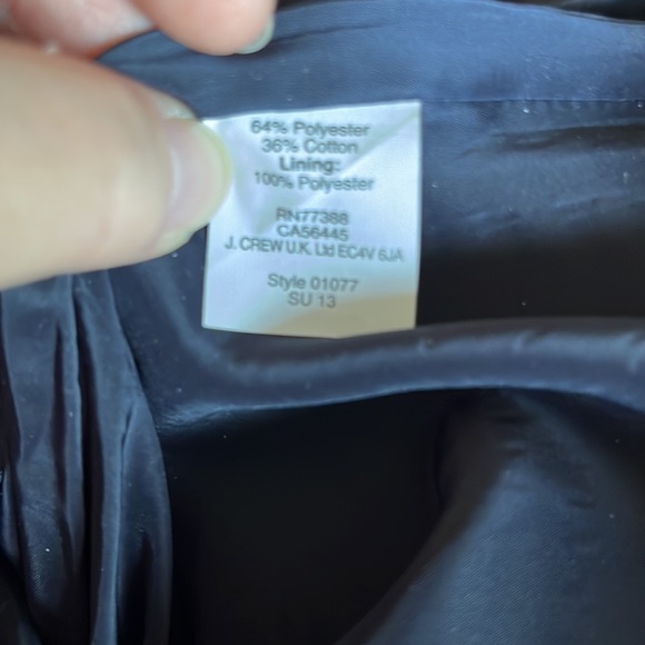 JCrew No.2 pencil skirt size 6p Navy and white polka dot pencil skirt. - Picture 6 of 7